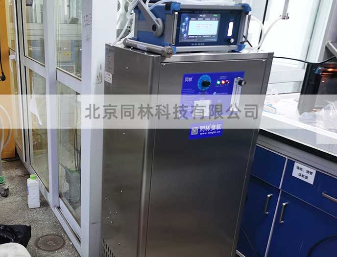 某大學免费看片视频發生器一體機測試現場